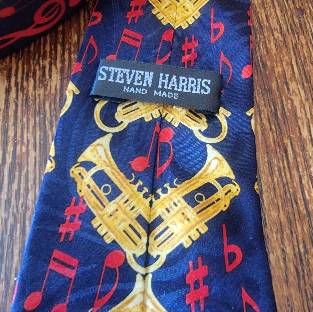 Hand made Steven Harris Mens Tie Trumpets And Musical Notes - Picture 4 of 7